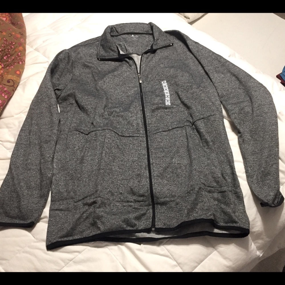Lightweight zip up